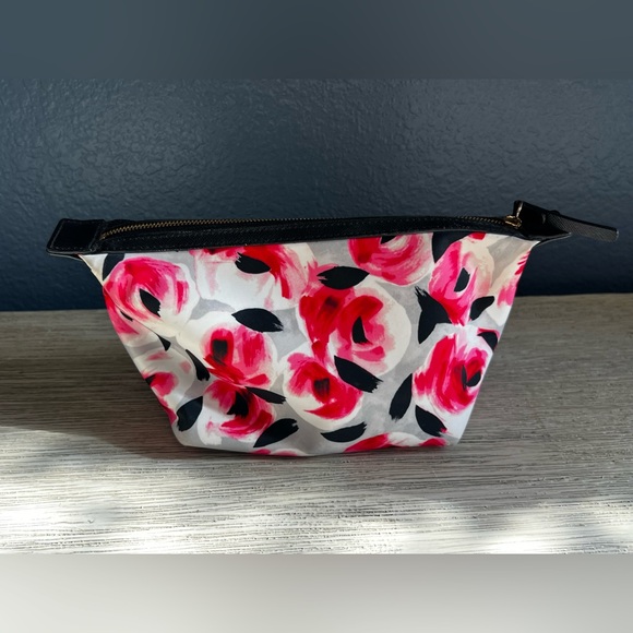 ♠️Kate Spade♠️ Pink and Black Floral Cosmetic Bag - Picture 4 of 11